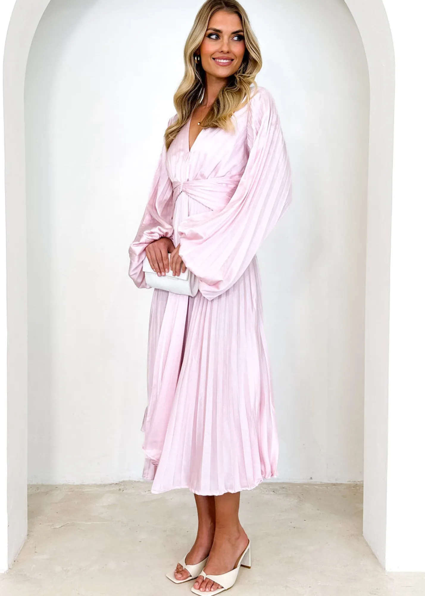 Women Gingham & Heels Midi>Narina Midi Dress