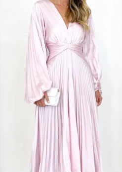 Women Gingham & Heels Midi><noscript><img width=