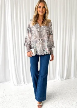Women Gingham & Heels Blouses><noscript><img width=