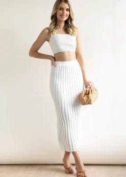 Women Gingham & Heels Crops><noscript><img width=