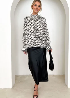 Women Gingham & Heels Blouses><noscript><img width=