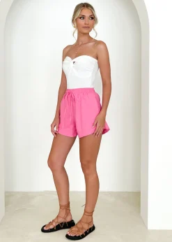 Women Gingham & Heels Shorts><noscript><img width=