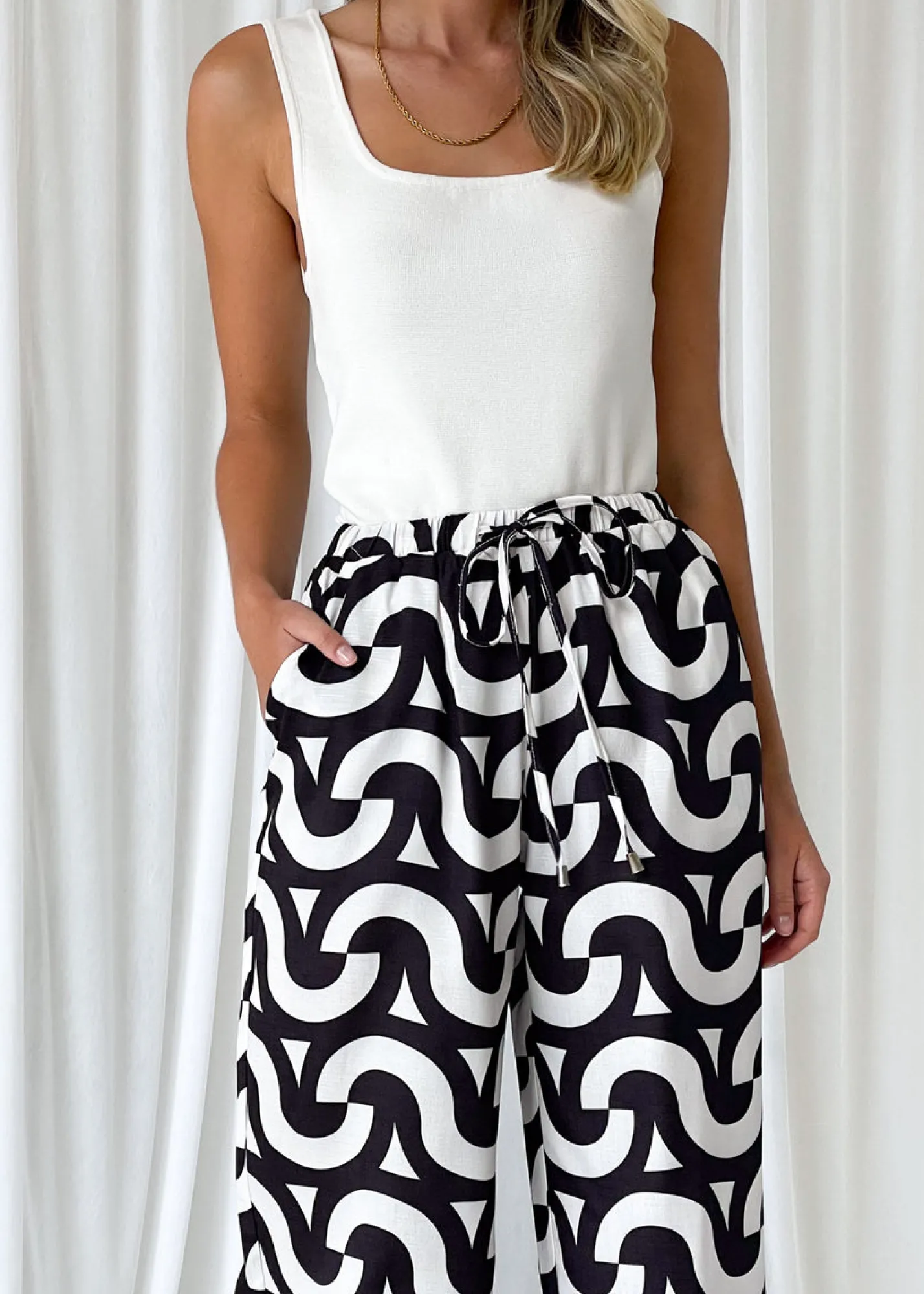 Women Gingham & Heels Sets>Rommia Pants