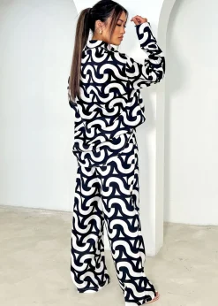Women Gingham & Heels Pants><noscript><img width=