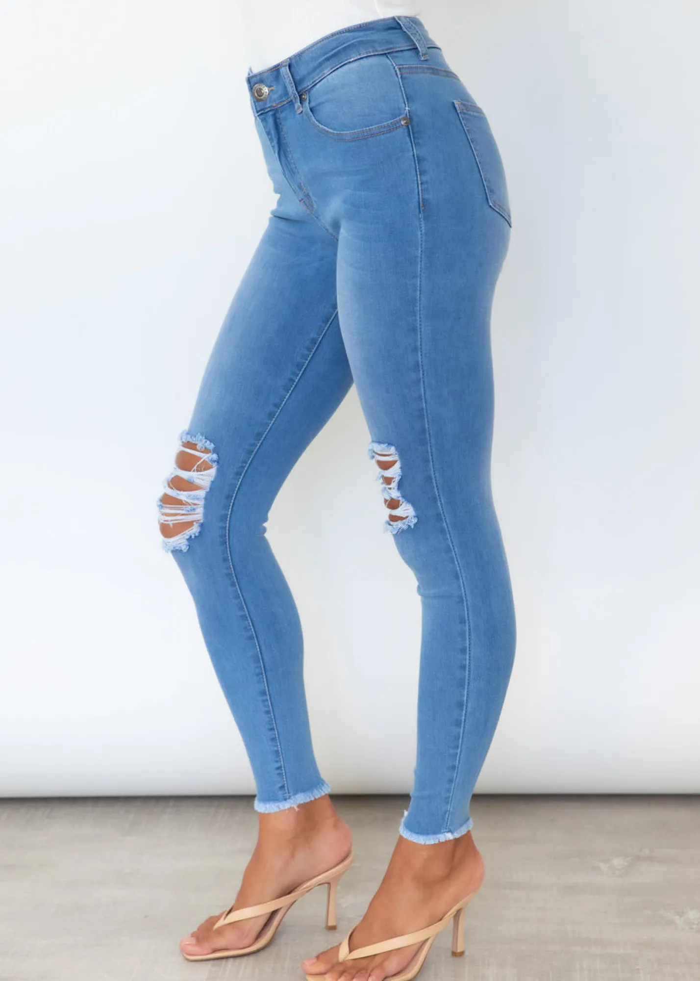 Women Gingham & Heels Jeans>Roughed Up Jeans