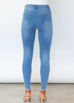 Women Gingham & Heels Jeans><noscript><img width=