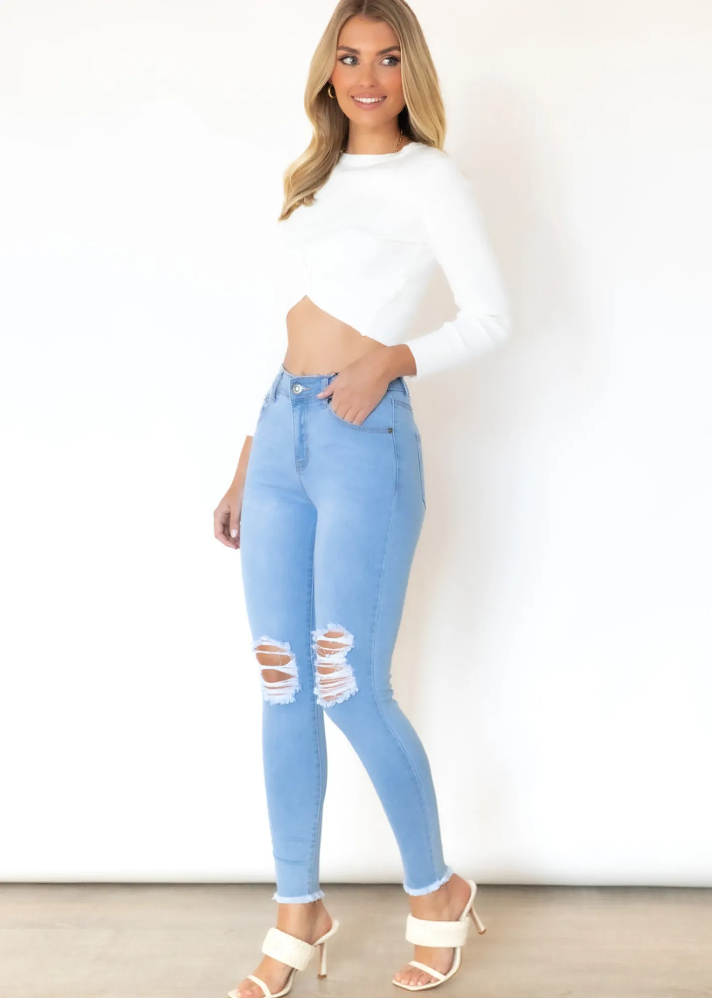 Women Gingham & Heels Jeans>Roughed Up Jeans