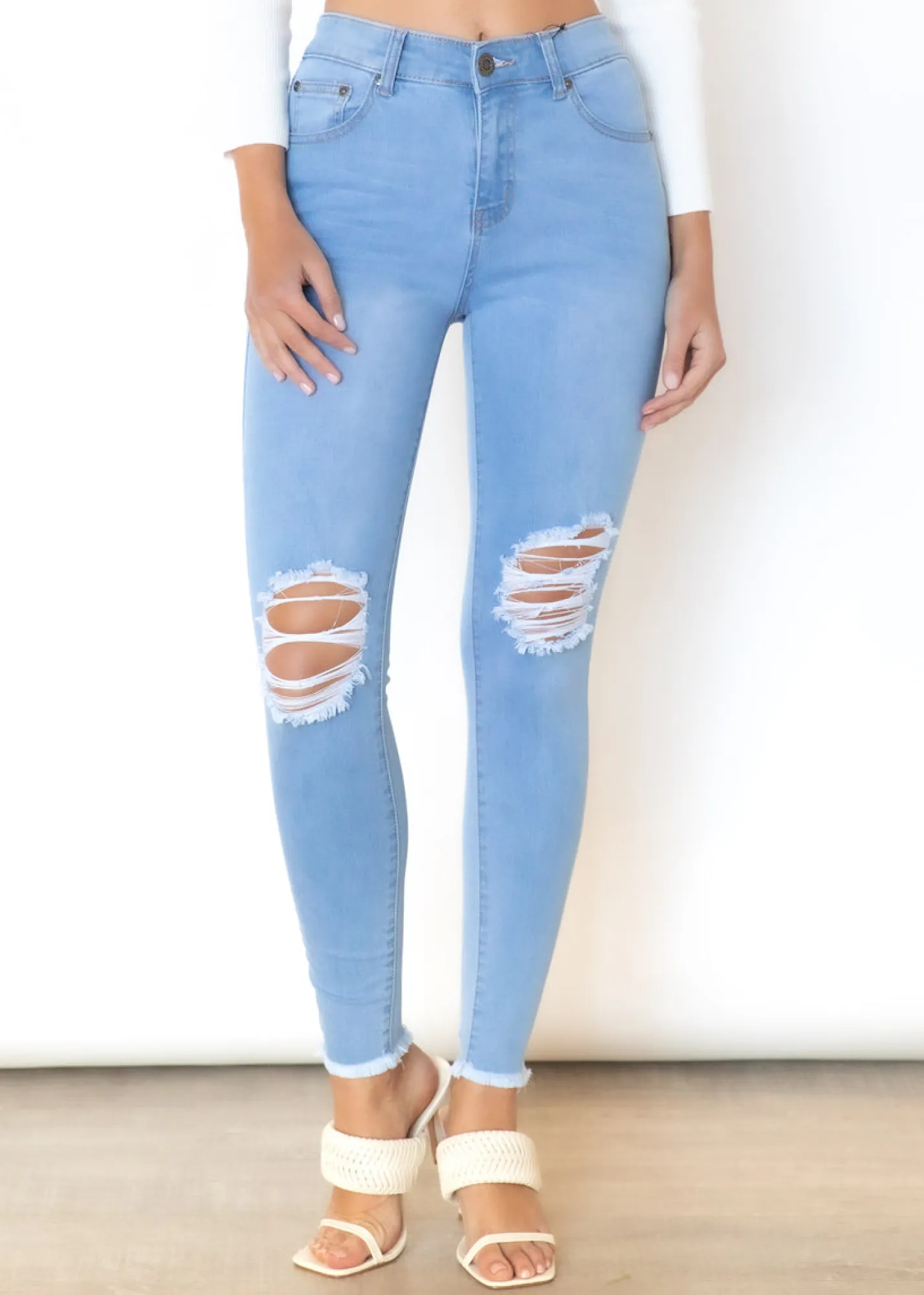 Women Gingham & Heels Jeans>Roughed Up Jeans