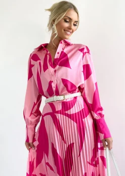 Women Gingham & Heels Shirts><noscript><img width=