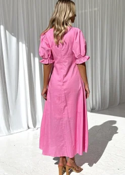Women Gingham & Heels Midi><noscript><img width=