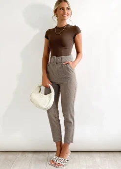 Women Gingham & Heels Basic Tops><noscript><img width=