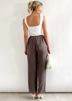 Women Gingham & Heels Pants><noscript><img width=