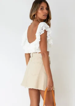 Women Gingham & Heels Crops><noscript><img width=