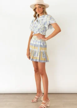 Women Gingham & Heels Crops><noscript><img width=