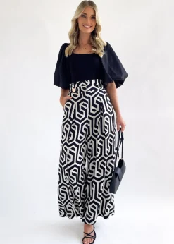 Women Gingham & Heels Pants><noscript><img width=