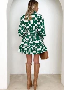 Women Gingham & Heels Short><noscript><img width=