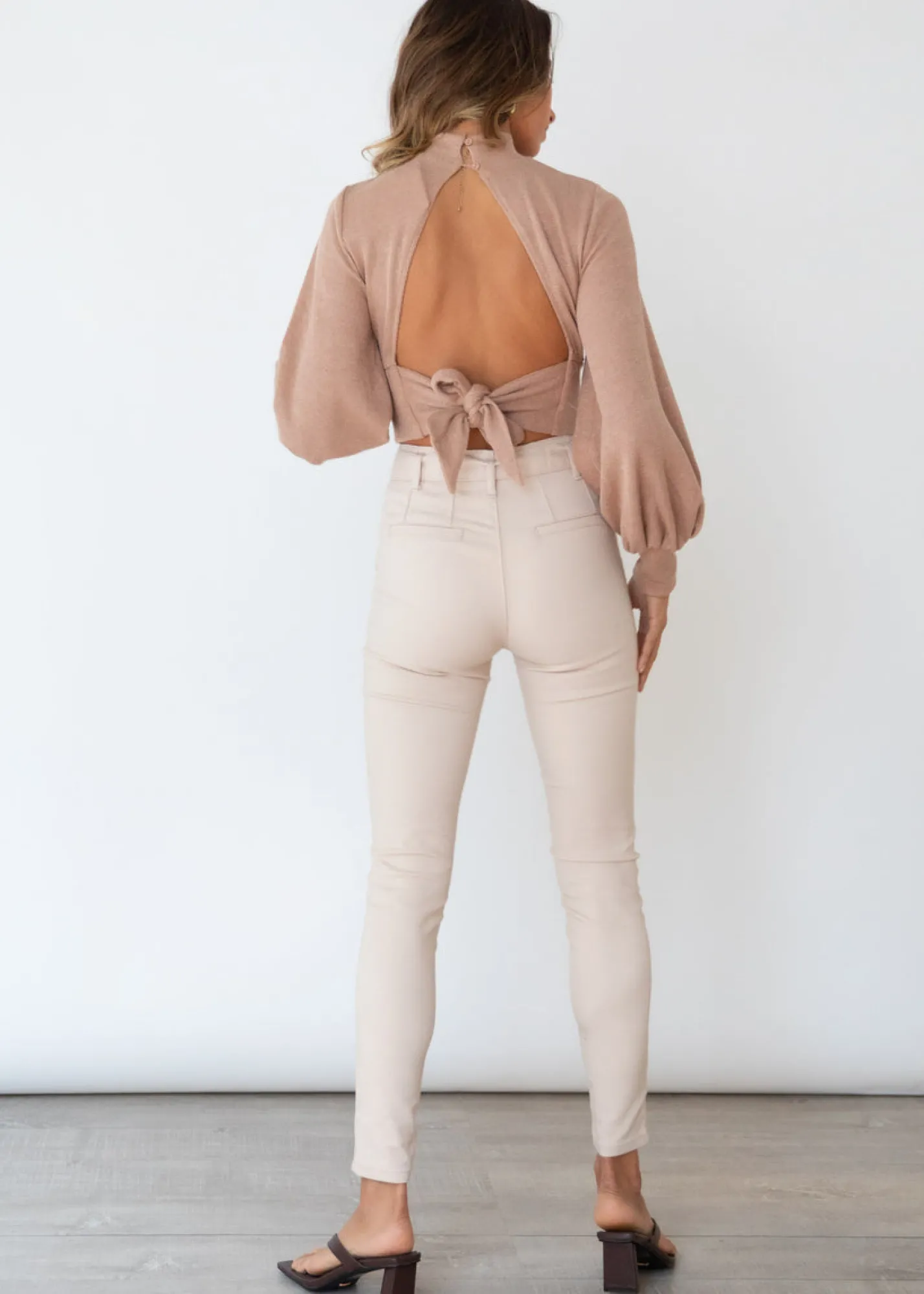 Women Gingham & Heels Crops>Steffi Knit Crop