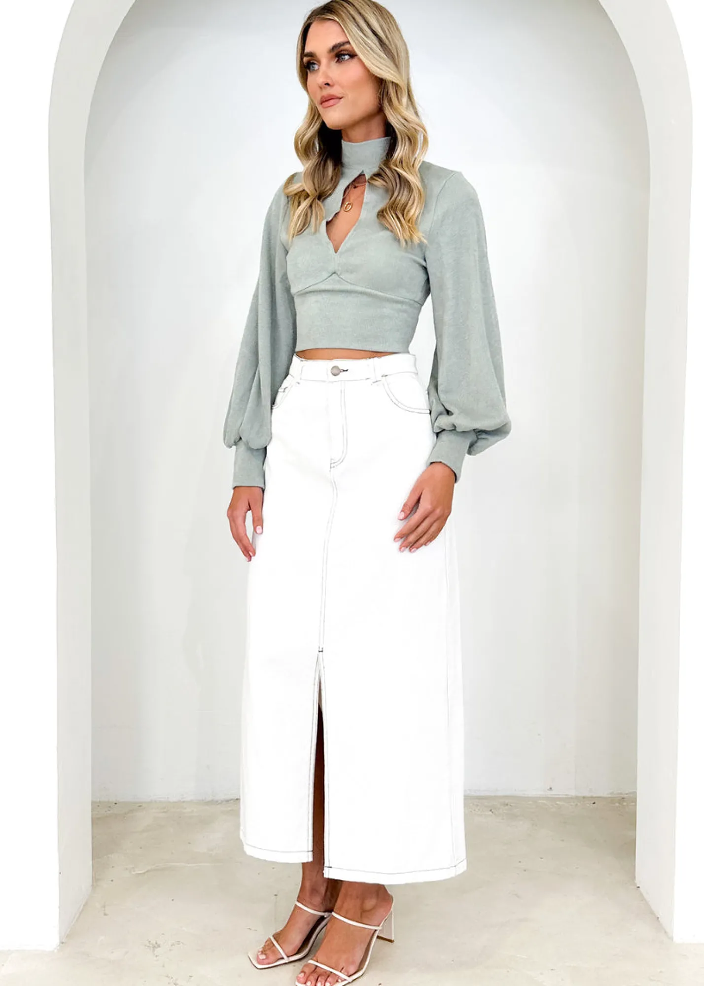 Women Gingham & Heels Crops>Steffi Knit Crop