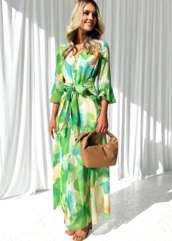 Women Gingham & Heels Midi><noscript><img width=