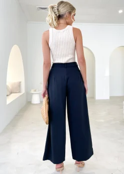 Women Gingham & Heels Pants><noscript><img width=
