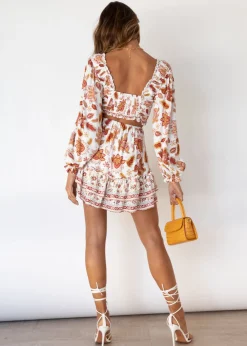 Women Gingham & Heels Crops><noscript><img width=