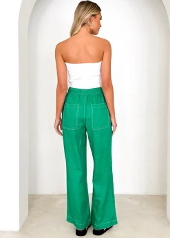 Women Gingham & Heels Pants><noscript><img width=