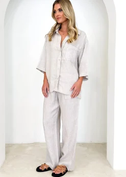 Women Gingham & Heels Pants><noscript><img width=