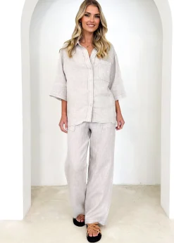 Women Gingham & Heels Shirts><noscript><img width=