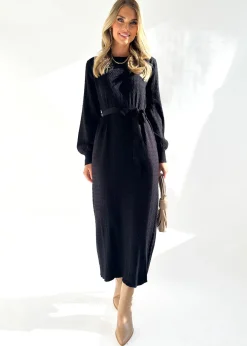 Women Gingham & Heels Knit Dresses>Tariah Knit Midi Dress