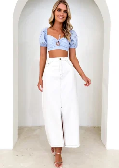 Women Gingham & Heels Crops><noscript><img width=