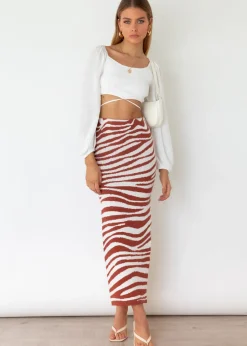 Women Gingham & Heels Crops><noscript><img width=