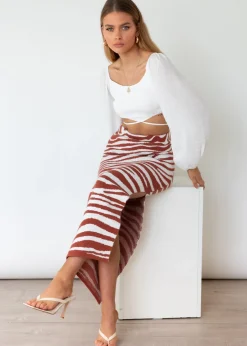 Women Gingham & Heels Crops><noscript><img width=