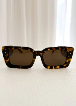 Women Gingham & Heels Sunglasses><noscript><img width=