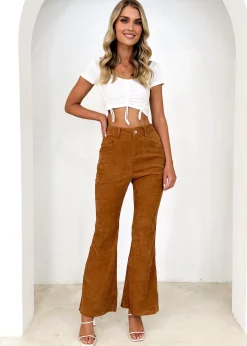 Women Gingham & Heels Pants><noscript><img width=