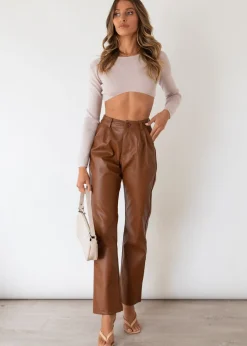 Women Gingham & Heels Crops><noscript><img width=