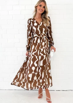 Women Gingham & Heels Midi><noscript><img width=