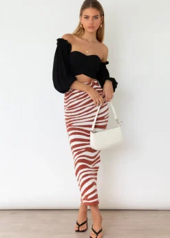 Women Gingham & Heels Crops><noscript><img width=