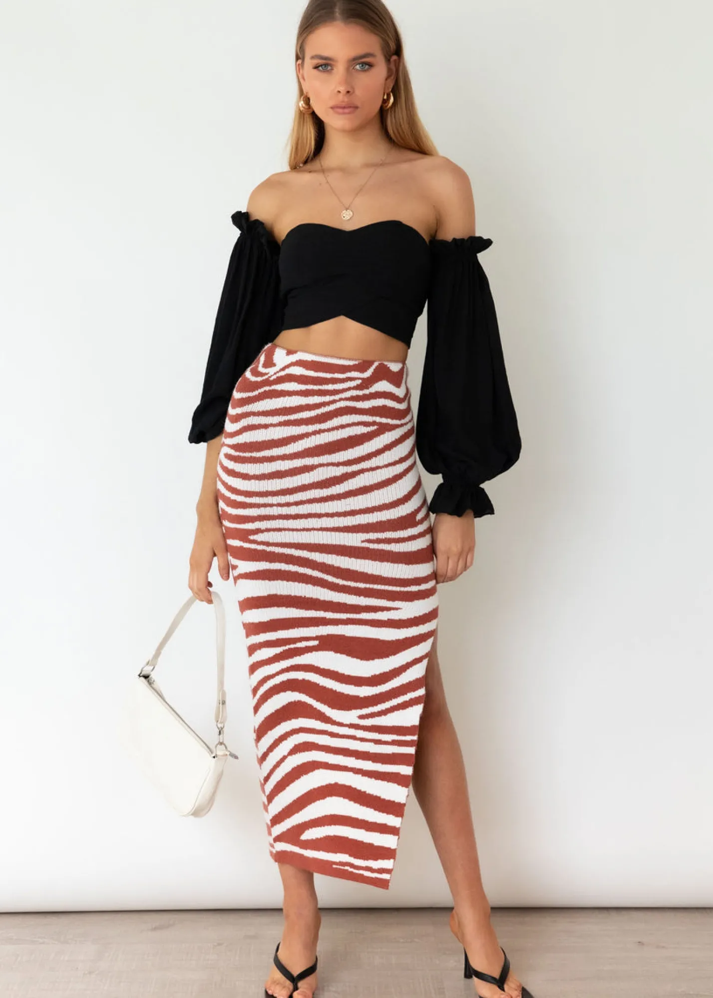 Women Gingham & Heels Crops>Touching The Ground Crop