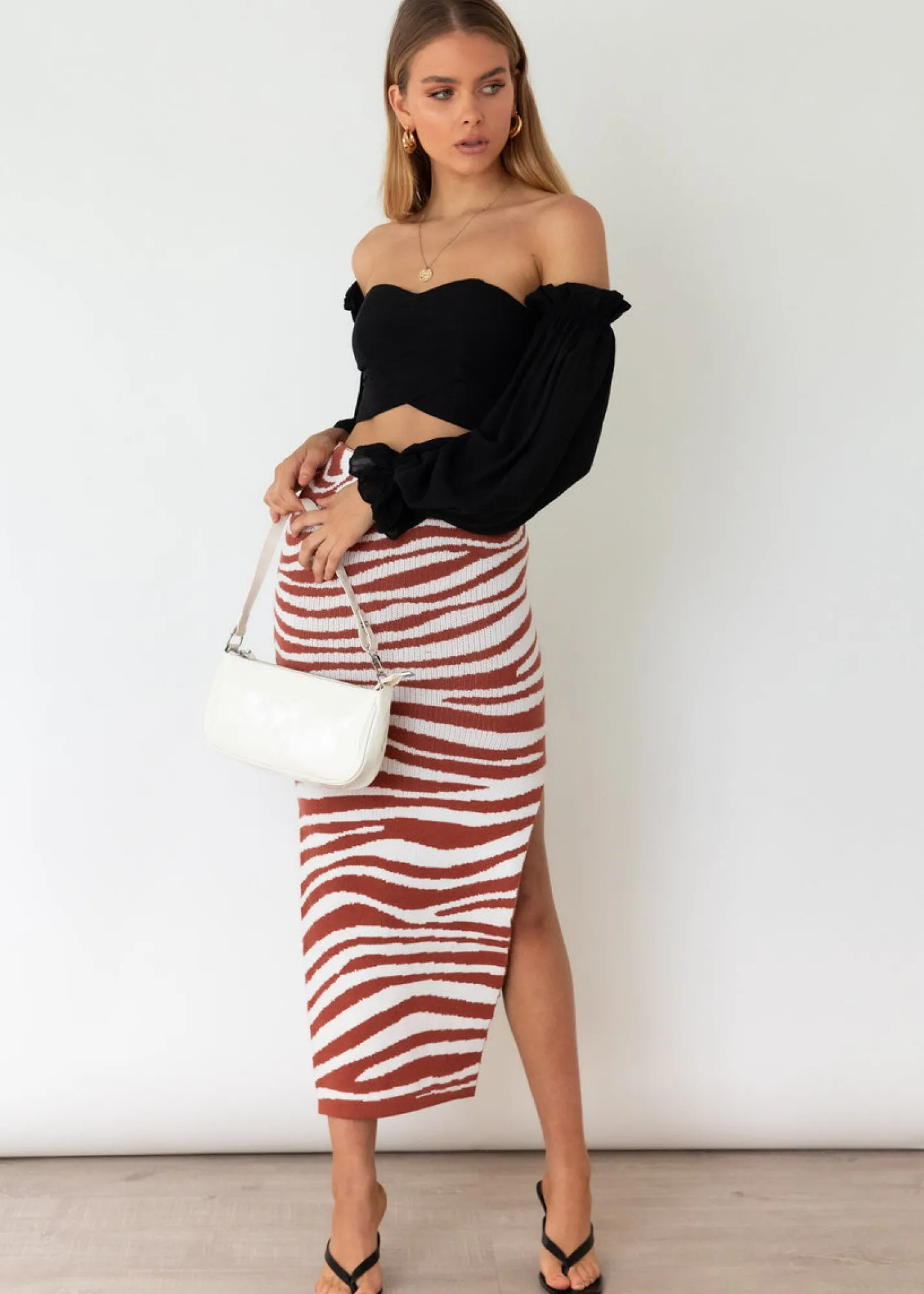 Women Gingham & Heels Crops>Touching The Ground Crop