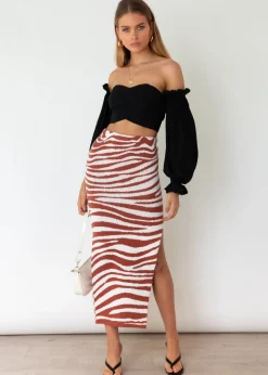 Women Gingham & Heels Crops><noscript><img width=