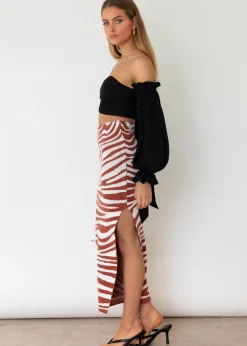 Women Gingham & Heels Crops><noscript><img width=