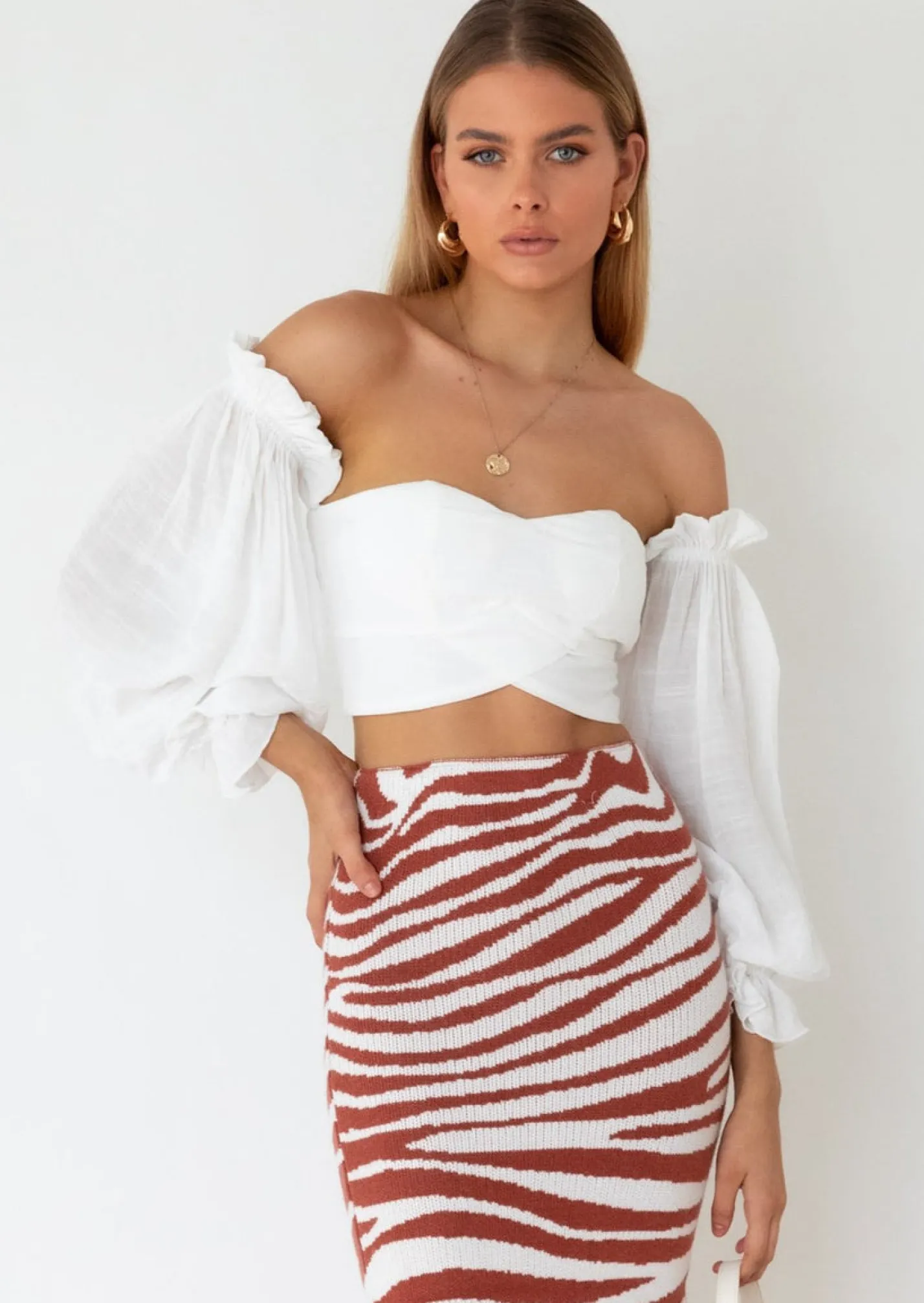 Women Gingham & Heels Crops>Touching The Ground Crop