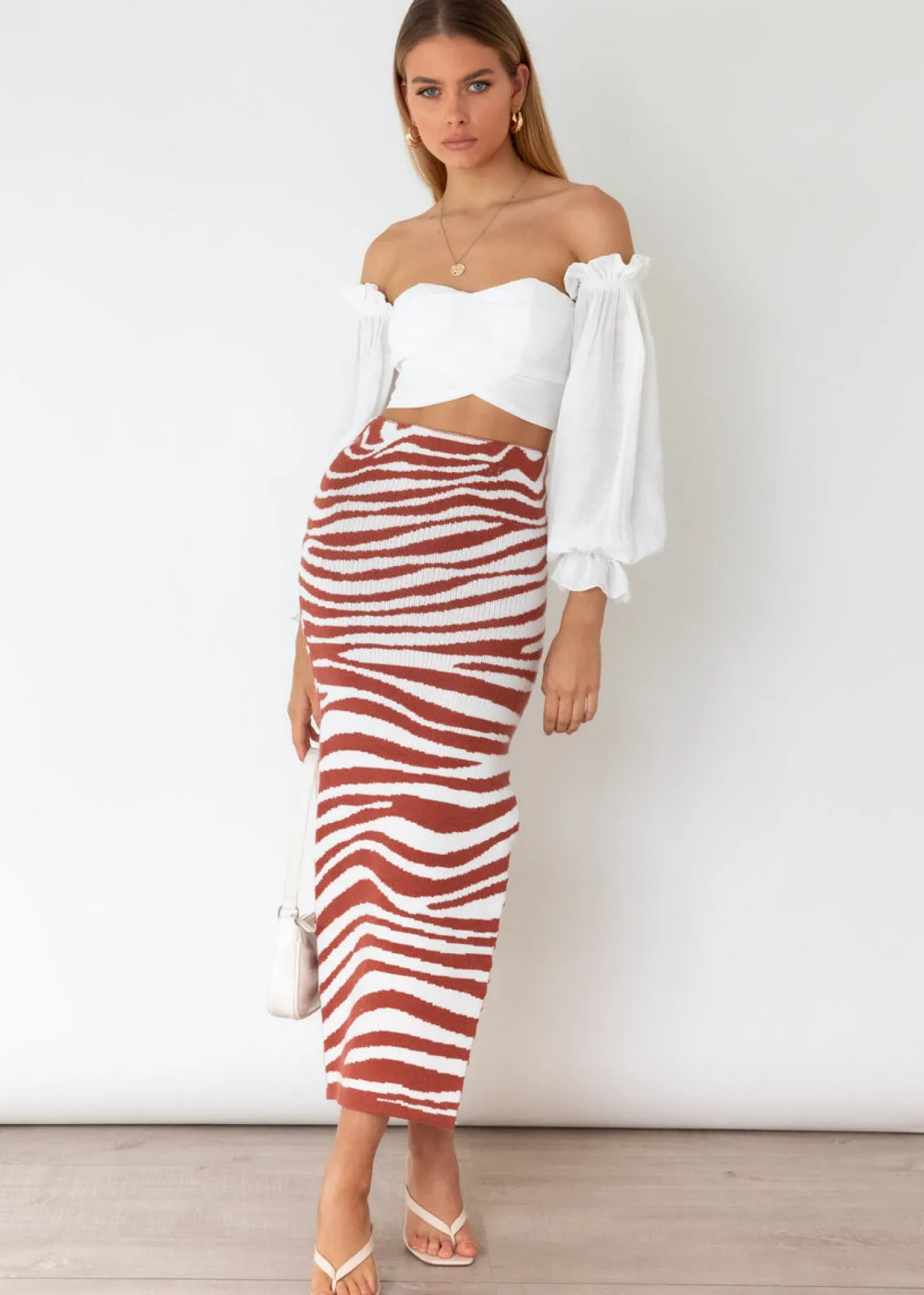 Women Gingham & Heels Crops>Touching The Ground Crop