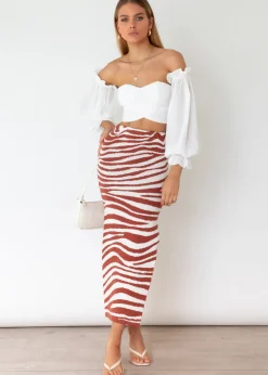 Women Gingham & Heels Crops><noscript><img width=