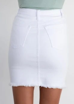 Women Gingham & Heels Skirts><noscript><img width=