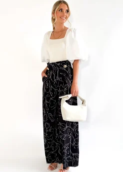 Women Gingham & Heels Pants><noscript><img width=