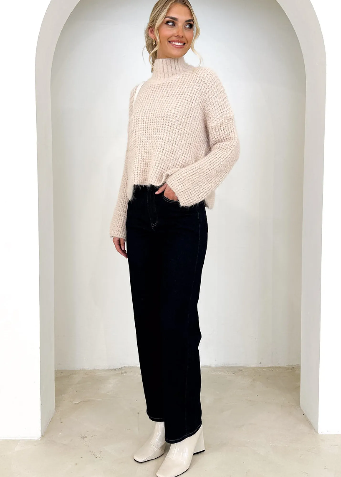 Women Gingham & Heels Crops>Vinette Cropped Sweater