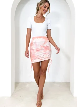 Women Gingham & Heels Skirts><noscript><img width=
