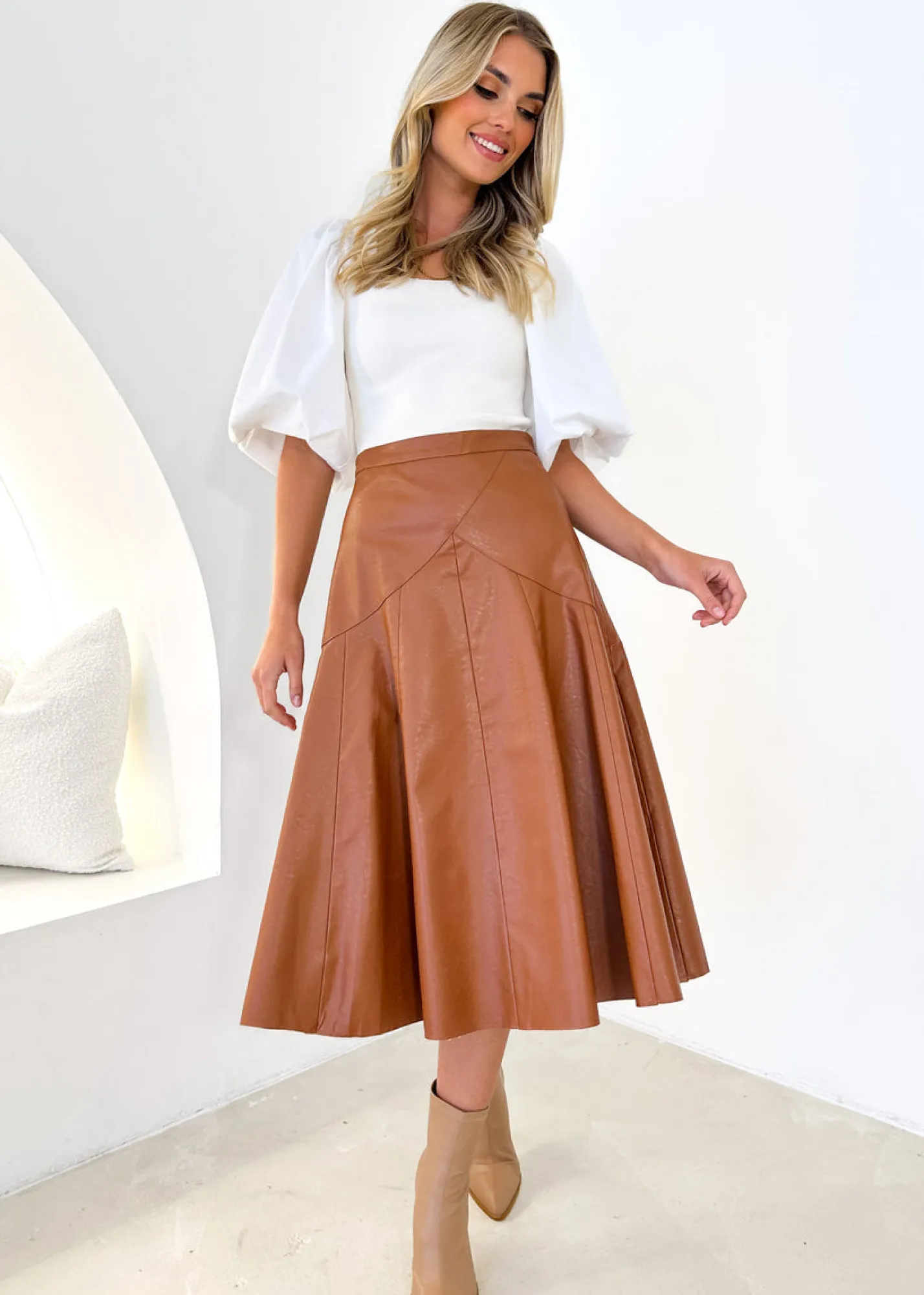 Women Gingham & Heels Skirts>Zelda Pu Midi Skirt