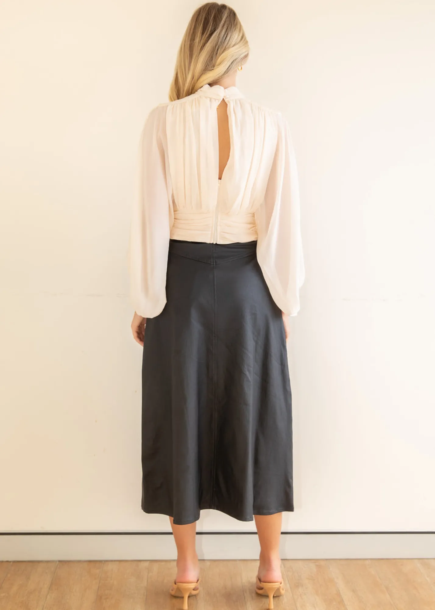 Women Gingham & Heels Skirts>Zeni Midi Skirt